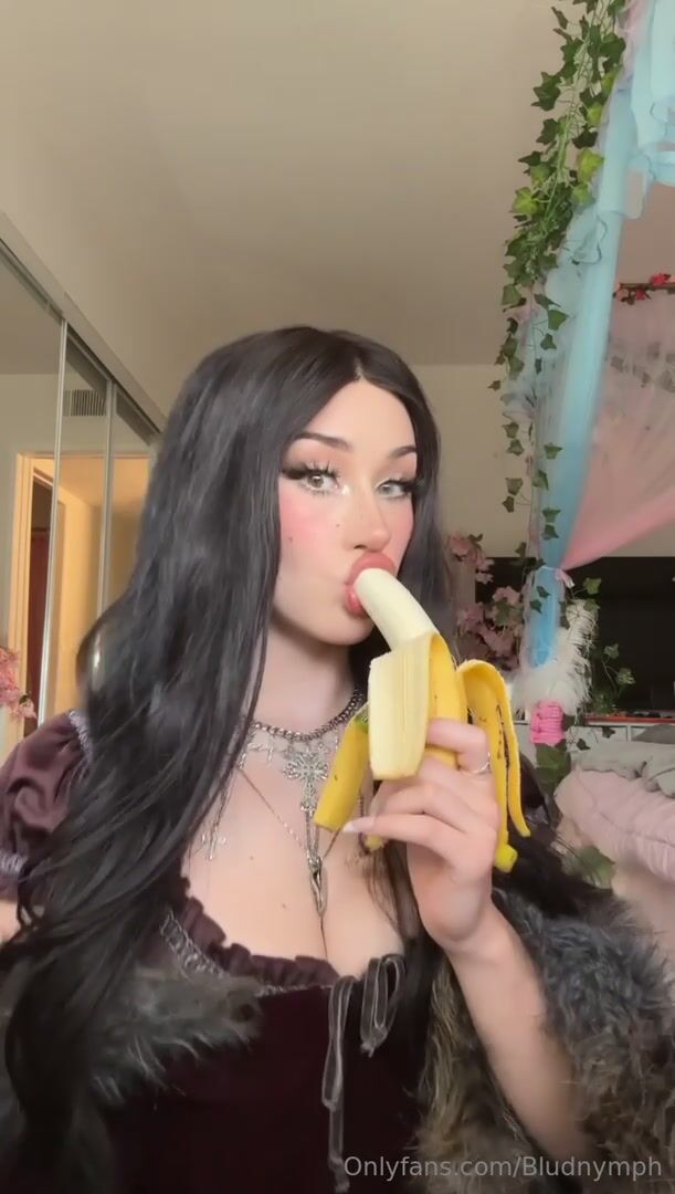 bludnymph banana