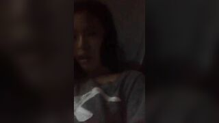 Kim aka laragazzaanonima132 with her boyfriend