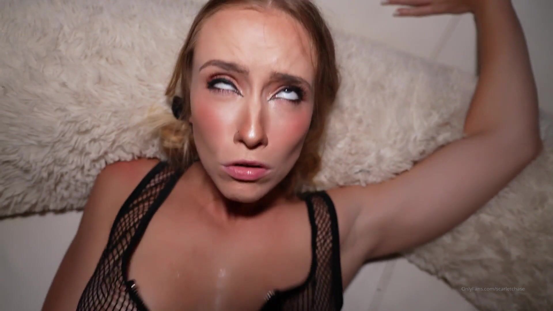 Enjoy a huge selection of custom porn videos starring sexy amateur models f...