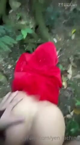 Yen_lachina Red Hood fucked in the woods