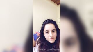 Susannah bouncing her big ass