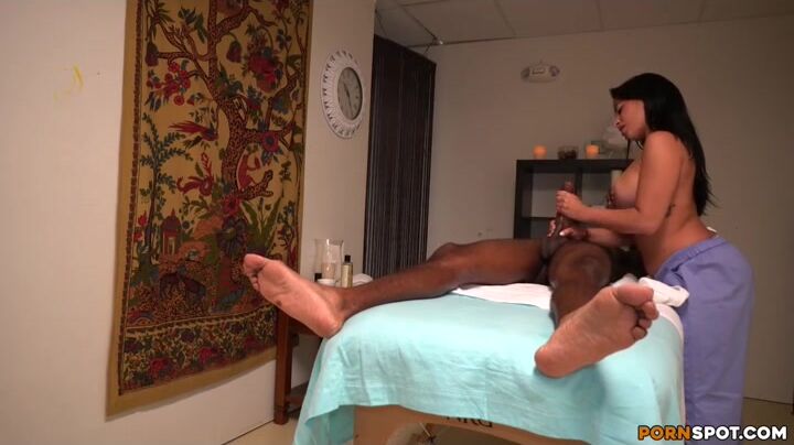 kitty caprice masseuse