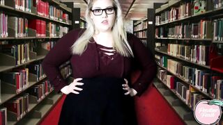 Penelope Peach - BBW Librarian