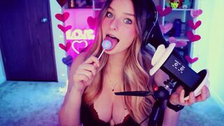 TheNicoleT Twitch Thot Pearl Necklace Stream