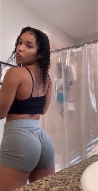 Mizz twerksum