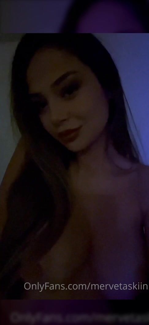 Merve Taskin Turkish Influencer tits play