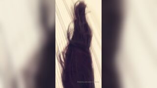 andreinadeluxe OF (Video 1)