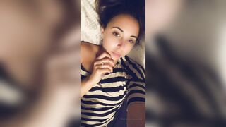 queenb94 OF (Video 52)