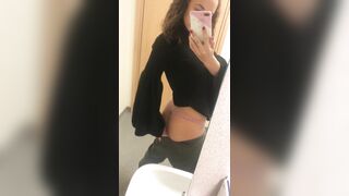 queenb94 OF (Video 26)