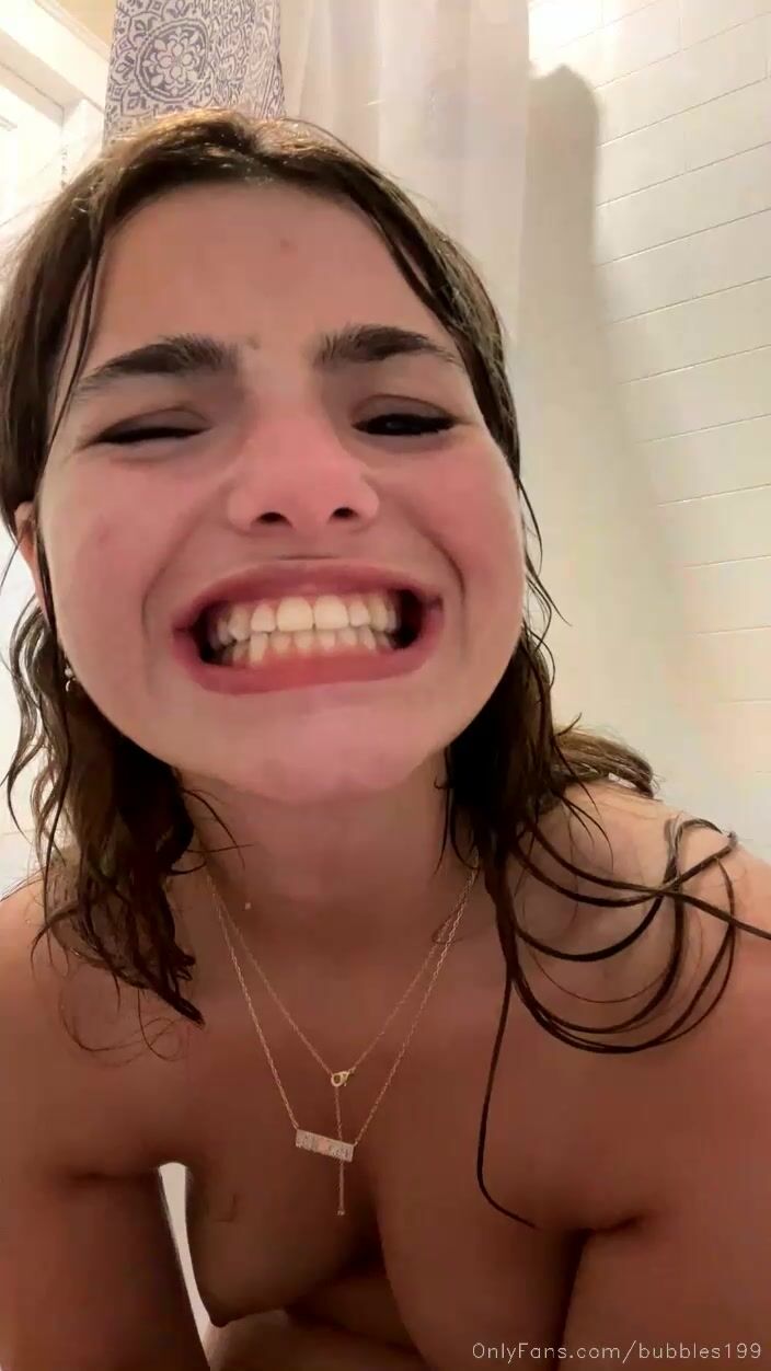 bubbles199 shower live