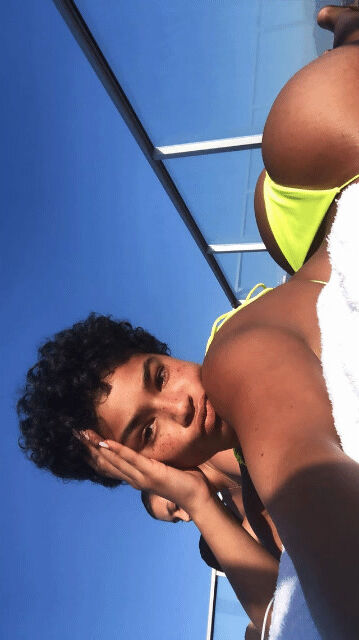 Aiyana lewis gif