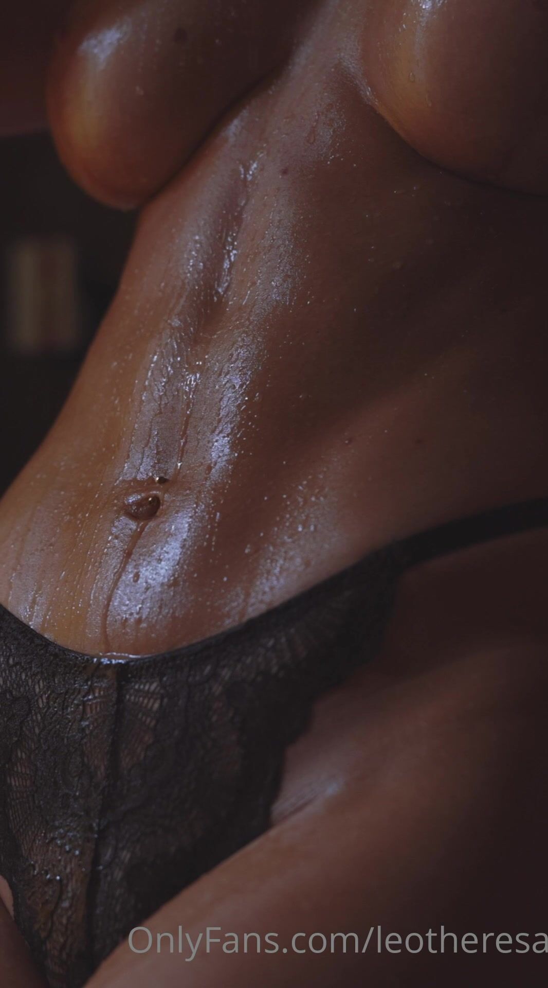 heresa boobs