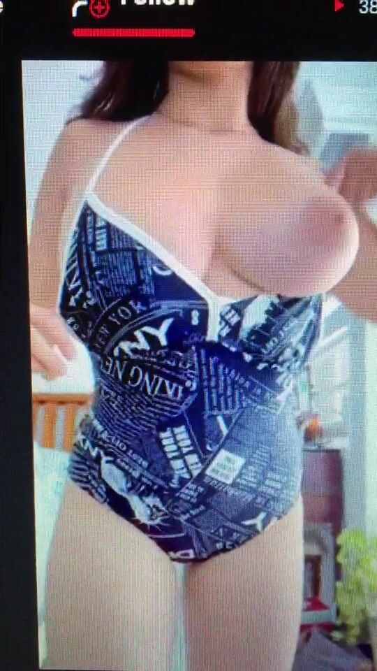 valorie 2