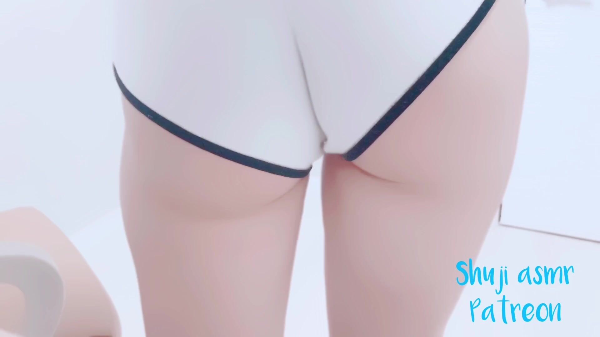 Subtle gestures create anticipation