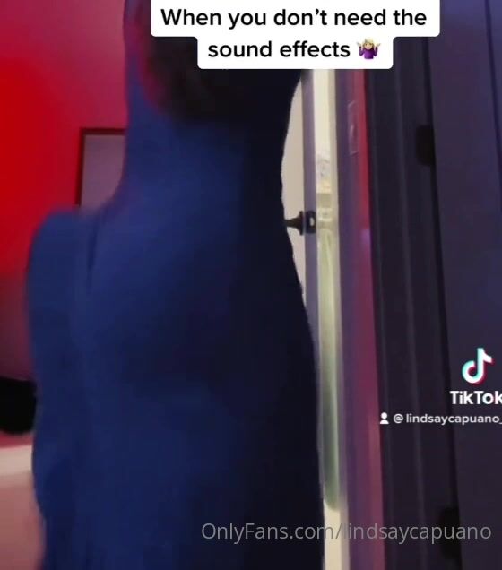 Lindsay Capuano Ass Clapping