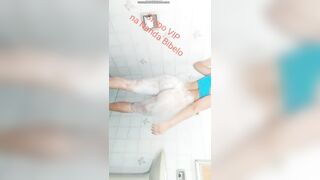 Jacqueline Darley shower
