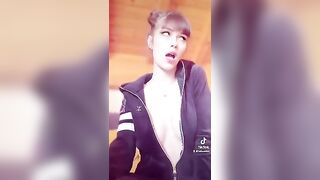 Talissa sbl montre ses seins