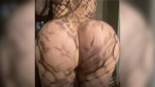 NickiiBaby clapp ass 2