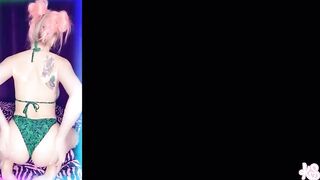 Kendra Sunderland vip