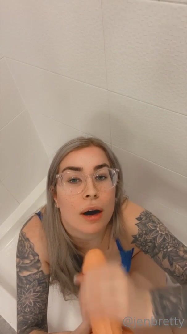 Jen bretty cumshot