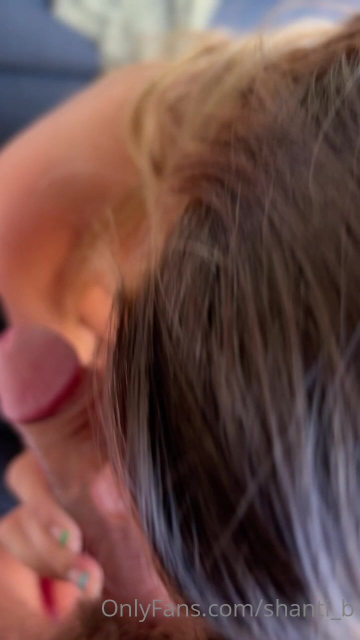 Shanti_hot sucking/feetjob
