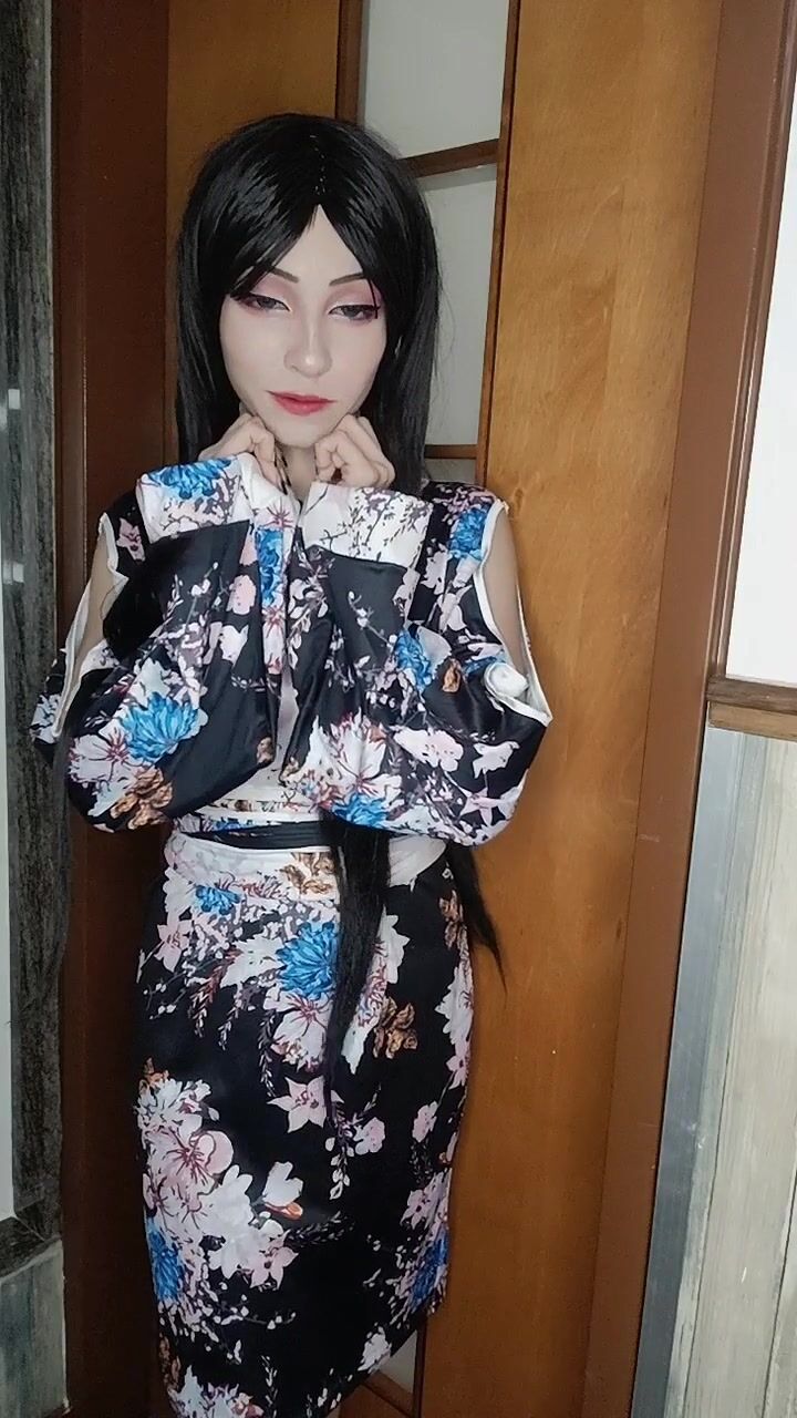 lilveroodle - Kimono show off
