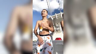 Sahara Ray see thru - Boat ride