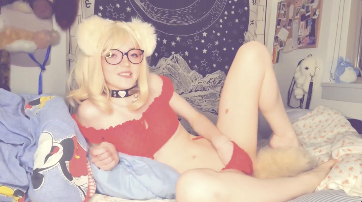 Lana Bee - Talks Fantasies