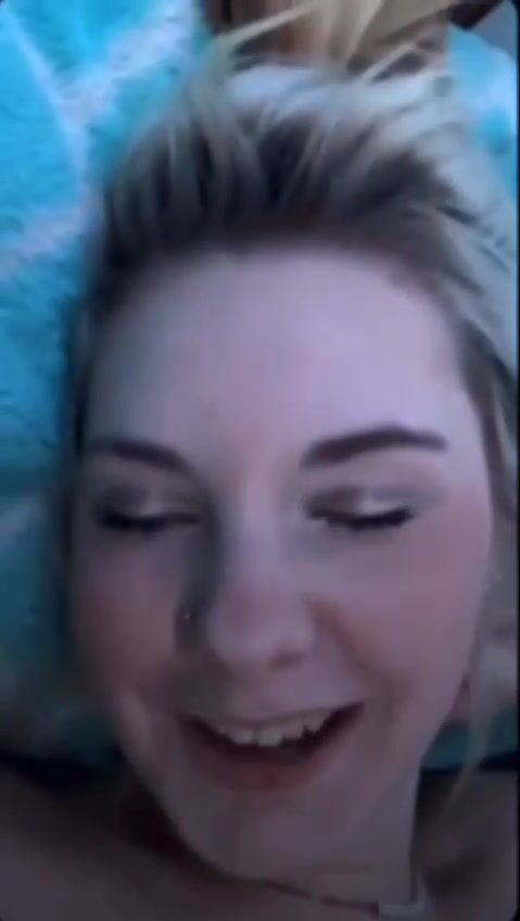 417.catrina123 shows pussy