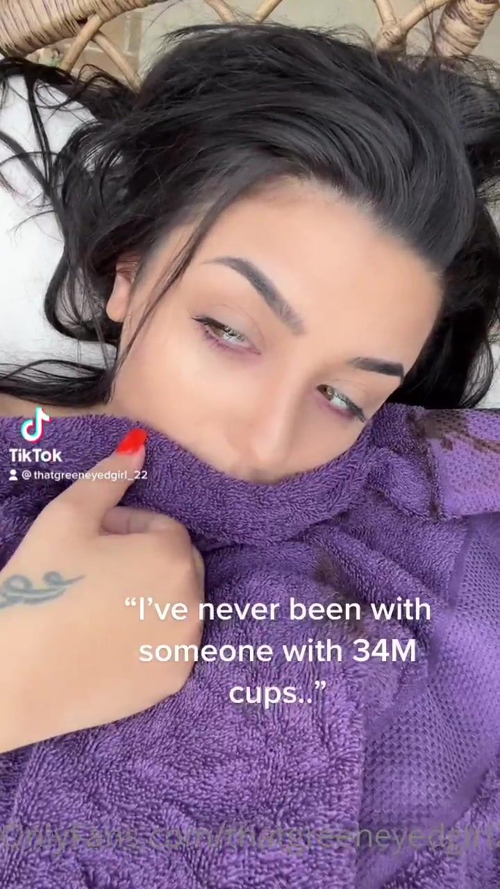thatgreeneyedgirl22
