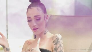 Bhad Bhabie Gets 3 Wishes From Genie