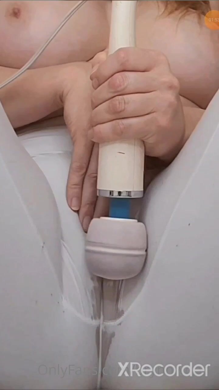 Brynn Woods her sensual anticipation for the night ahead