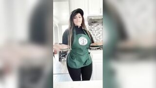 Momokun 1