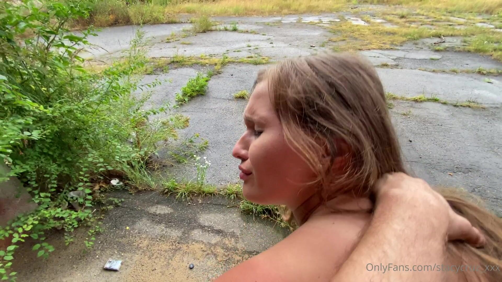 Stacy Cruz Outdoor