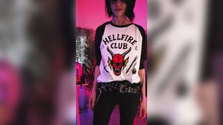 Little_Emo_Kitten Stranger Things Cosplay Onlyfans Leak