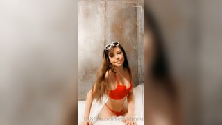 BELLE DELPHINE SEXY