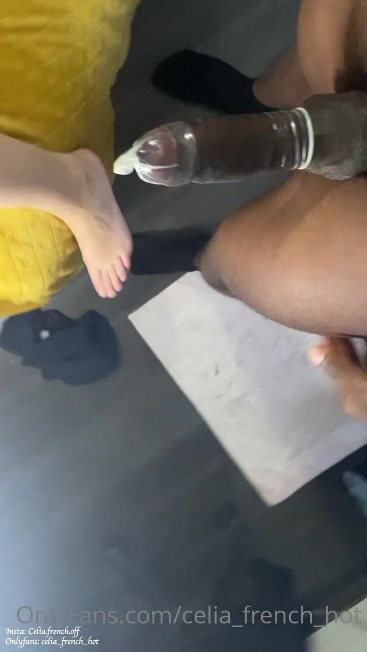 French PAWG erotic vision