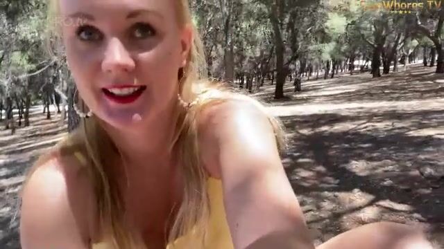 iviroses nude in park