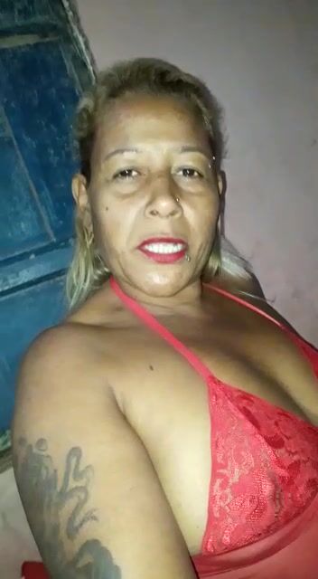 LINDY SAFADINHA COROA  2