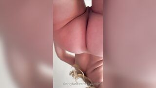 Jessie sim’s up close