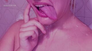 mouthkink - Please watch me play in my bath