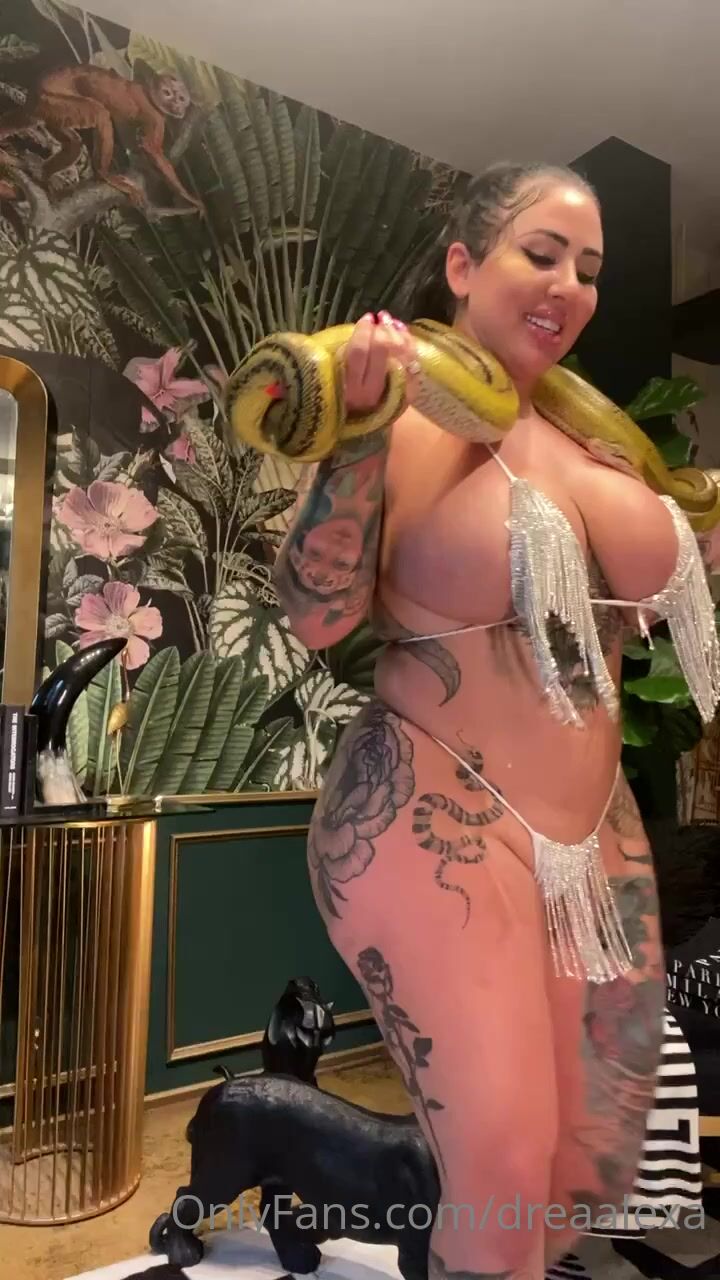 Drea Alexa Snake