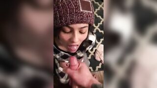 Jenny Ortega facial on her knees leaked video