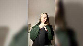 Ashley Matheson Pussy Slip Livestream Video Leaked