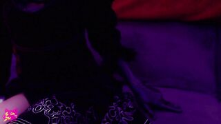 pitykitty - 2B latex glove handjob