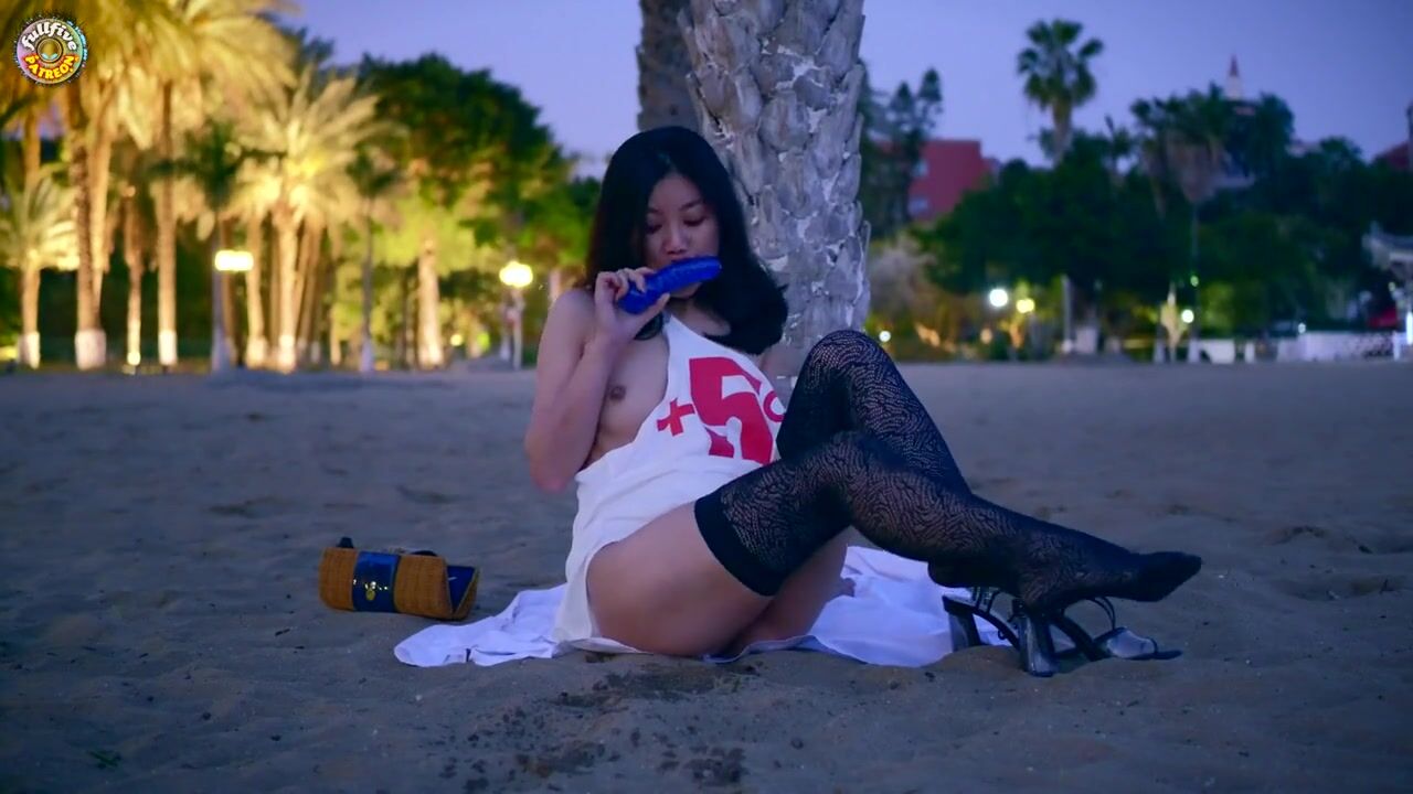 Fullfive's intimate moments revealed