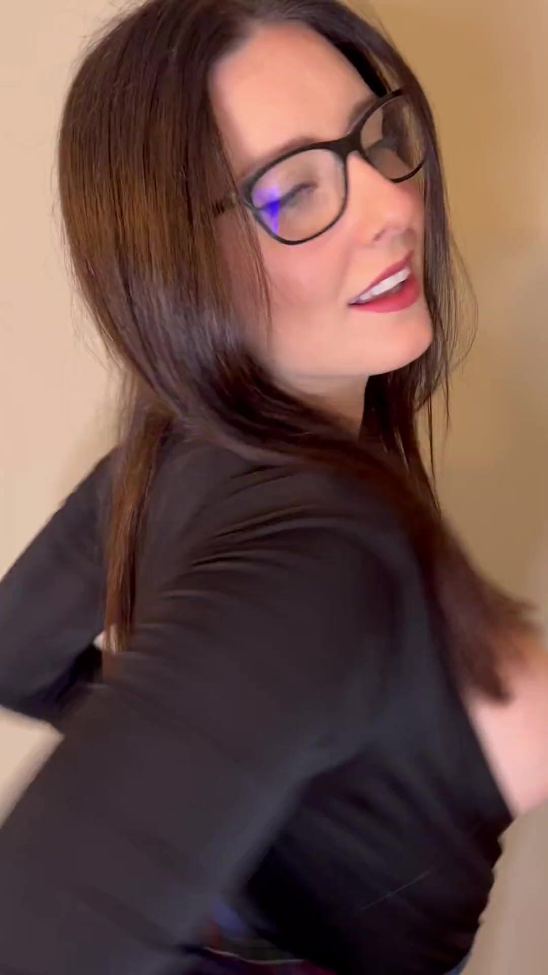 Erin Moore tease