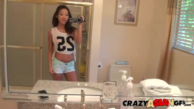 Alina Li 11