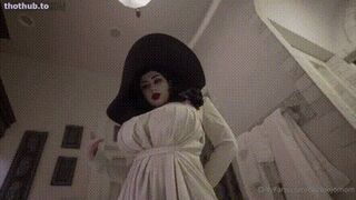 Bishoujomom Lady dimitrescu