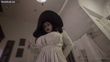 Bishoujomom Lady dimitrescu